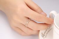 Rose Gold Wavy Ring