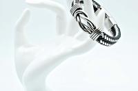 Knot Design Black & White Unisex Leather Bracelet