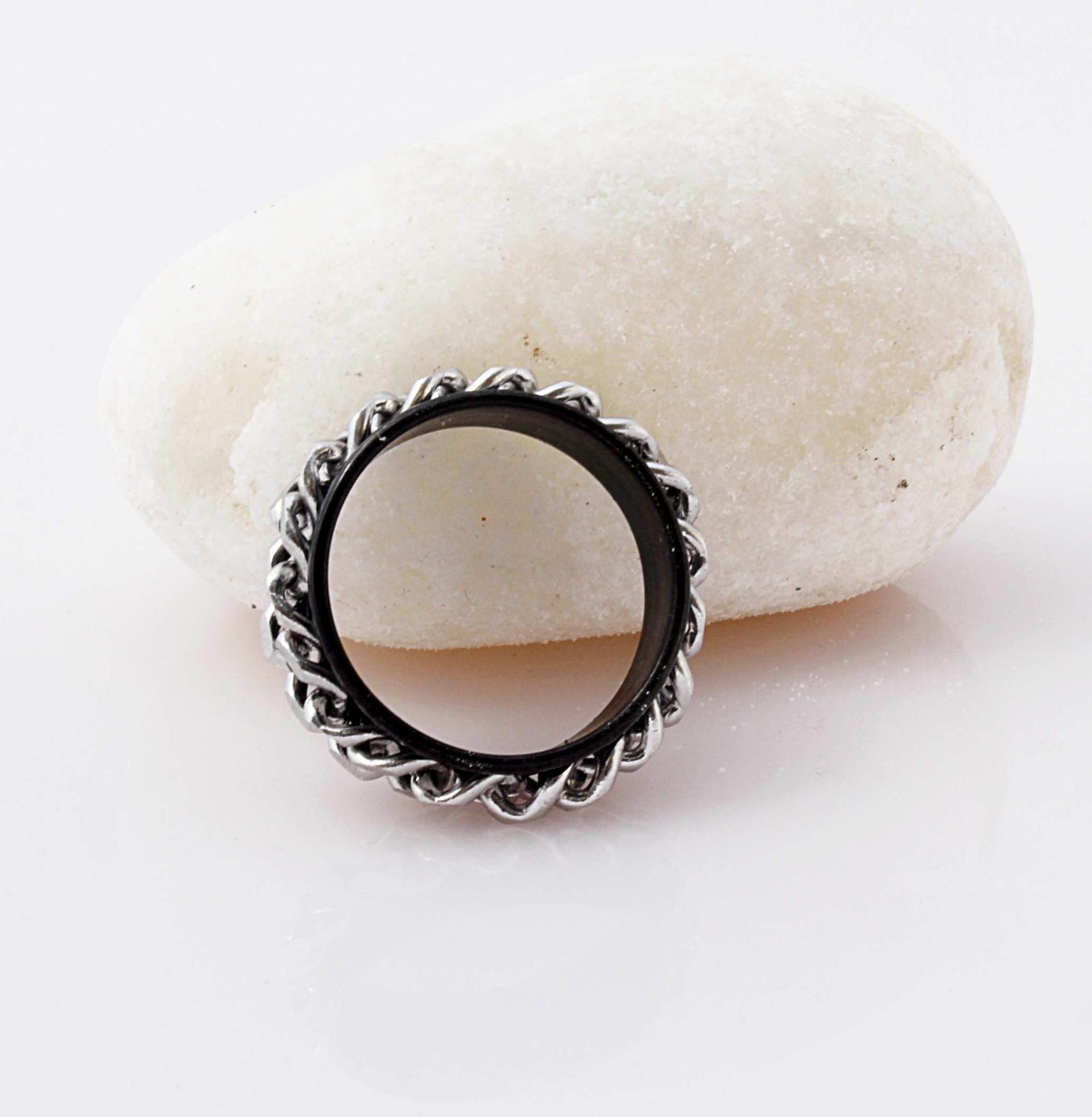 Black Stainless Steel Chain Ring - Unisex