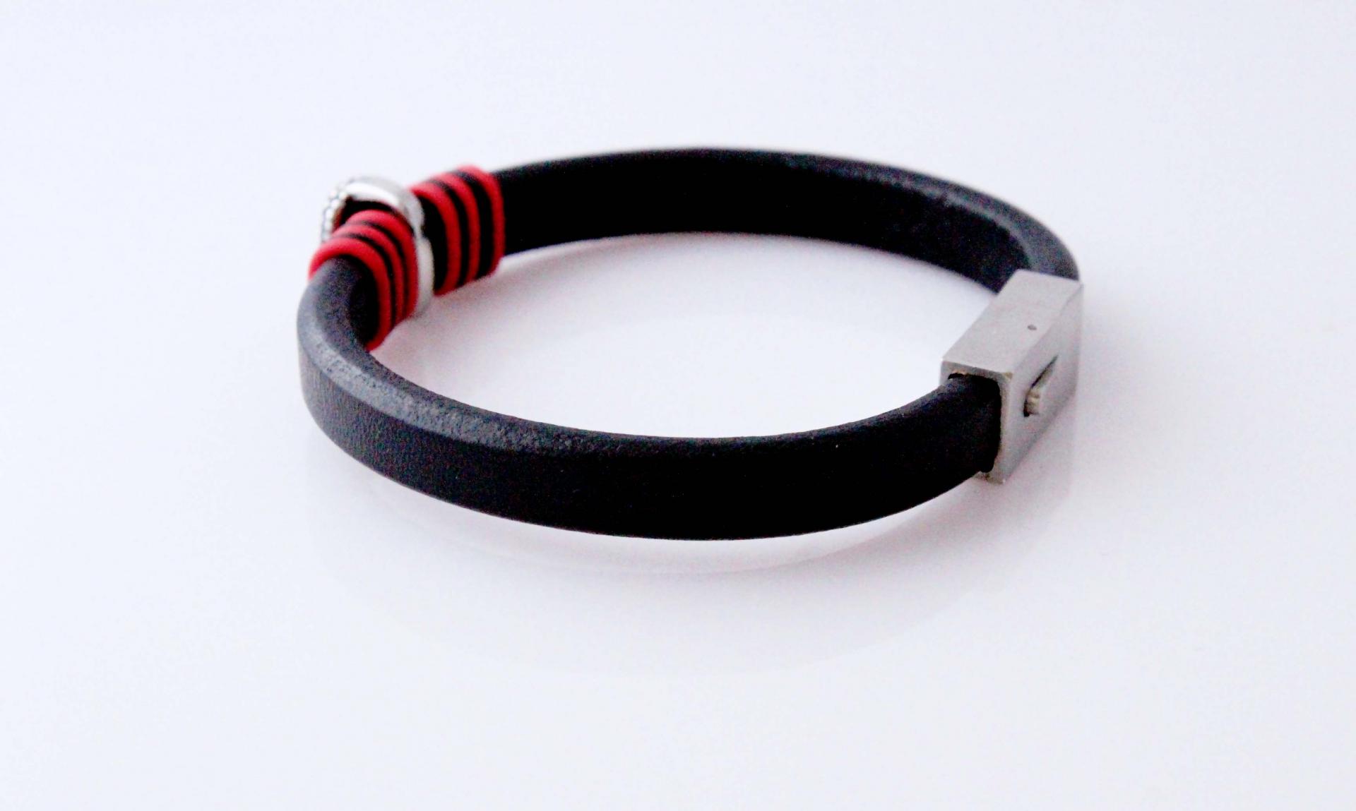 Skull Bracelet - Flat Leather - Customisable!